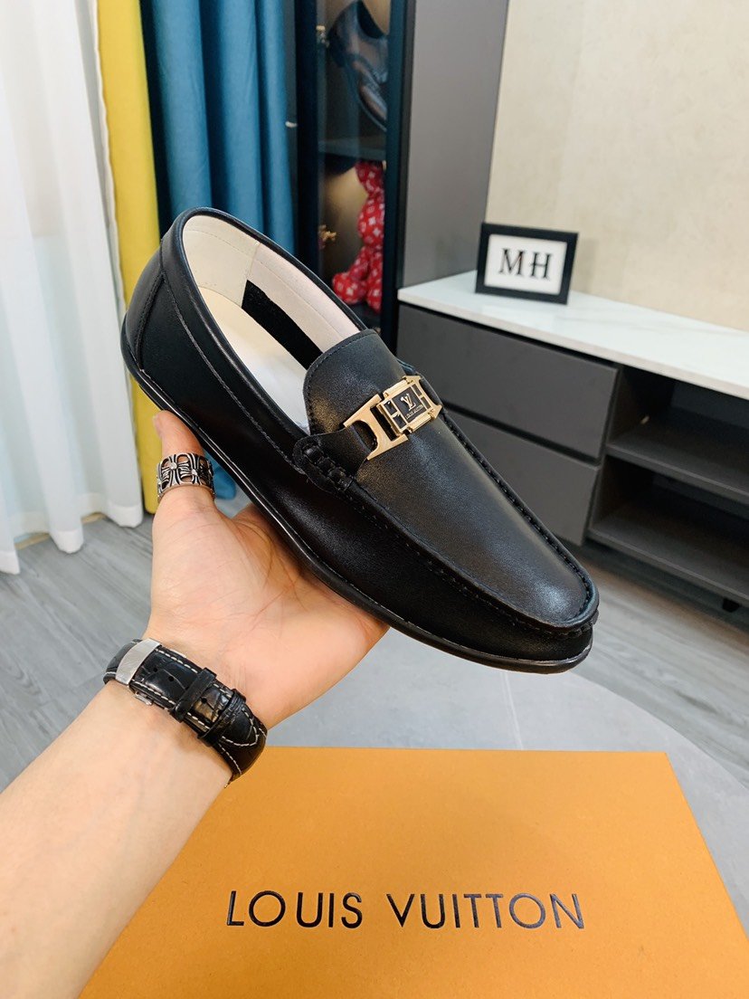 LV Leather Shoes man 003