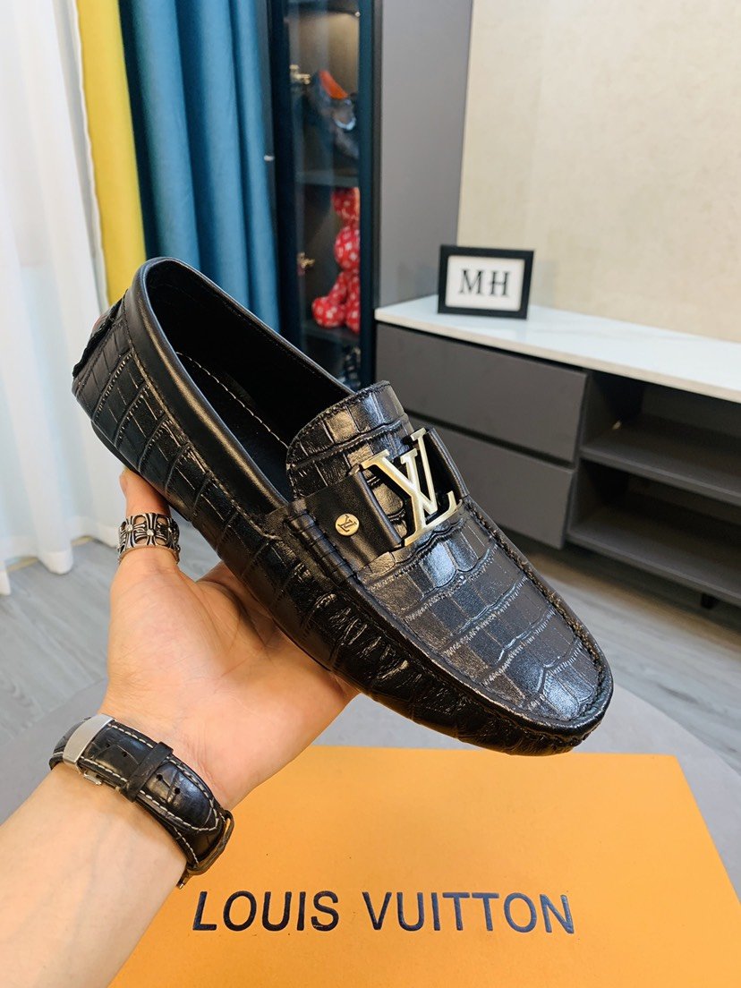 LV Leather Shoes man 014