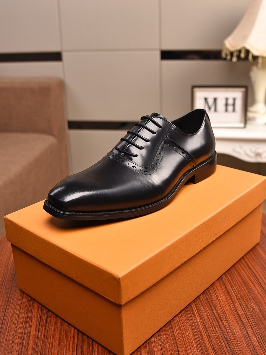 LV Leather Shoes man 020