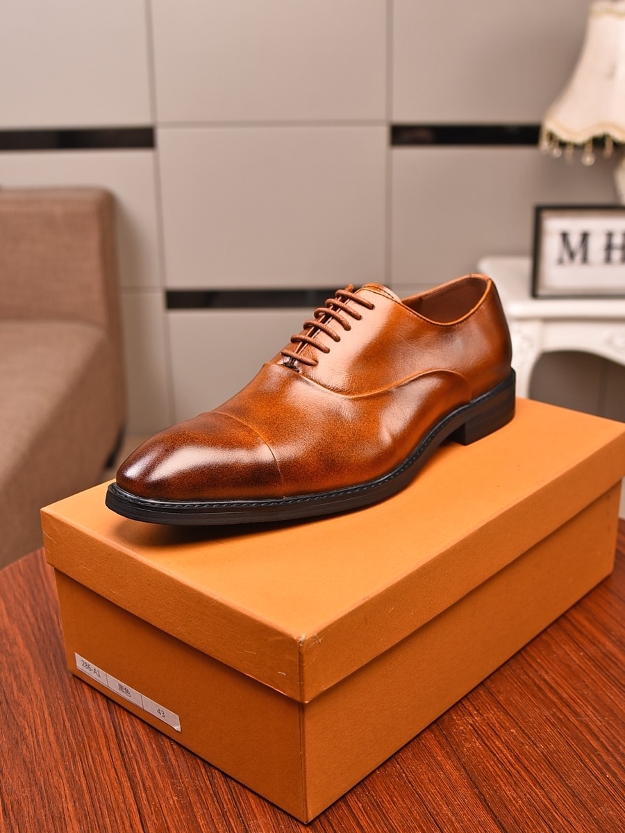 LV Leather Shoes man 026