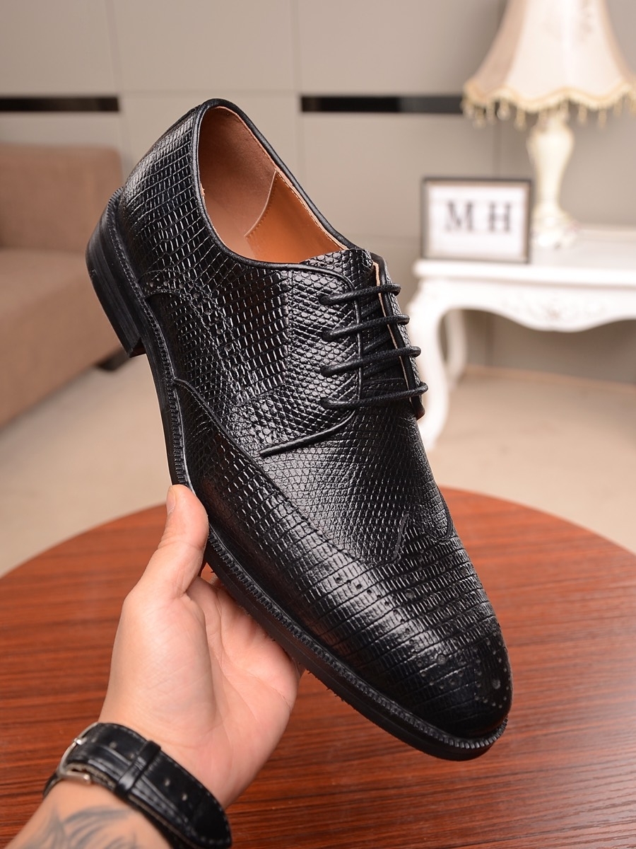 LV Leather Shoes man 029