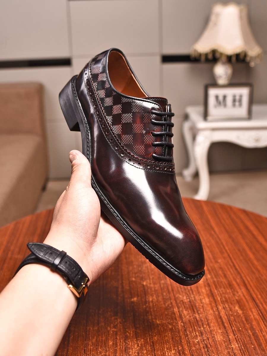 LV Leather Shoes man 044