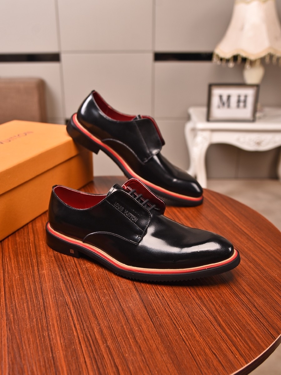 LV Leather Shoes man 051
