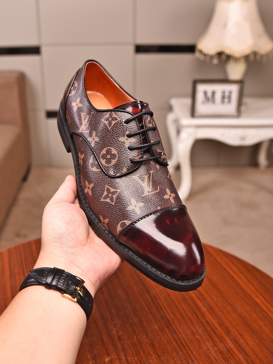 LV Leather Shoes man 053