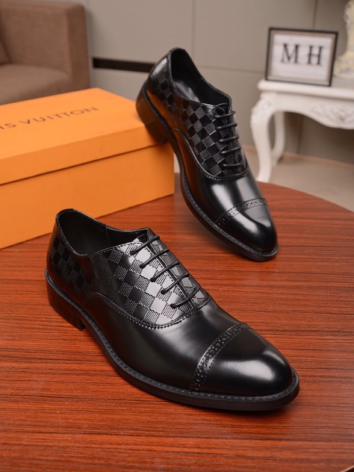 LV Leather Shoes man 064