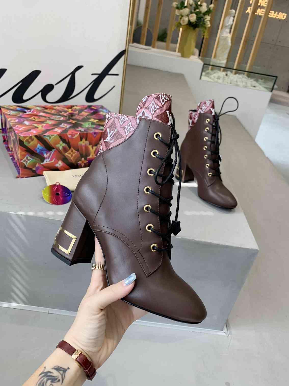 LV Boots woman 010